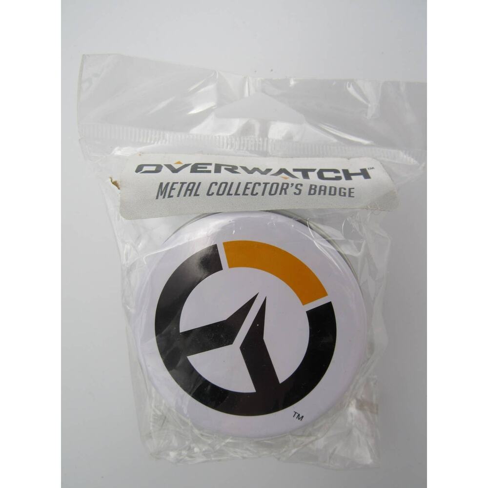 NEW Sealed Overwatch Collector's Badge Limited Edition 2015 Target Exclusive